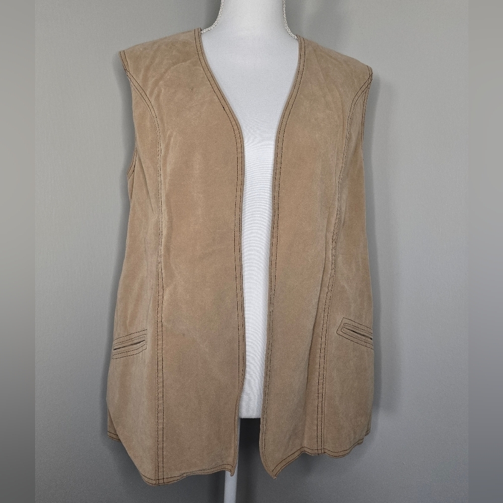 Nan Scott Vintage Women's Tan Vest